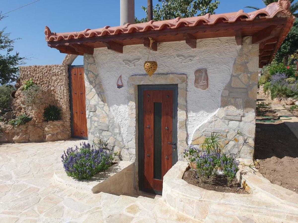 Nadia'S Traditional Greek House Anávyssos Eksteriør bilde